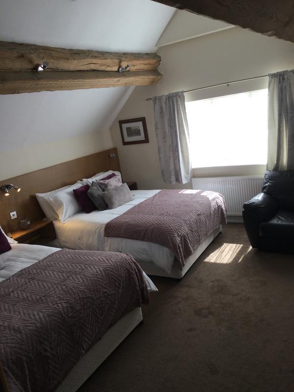 Hotel The Huntsman Cheadle  Zimmer foto